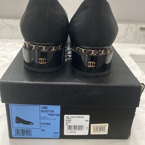Chanel Lambskin Patent CC Cap toe low heel pumps